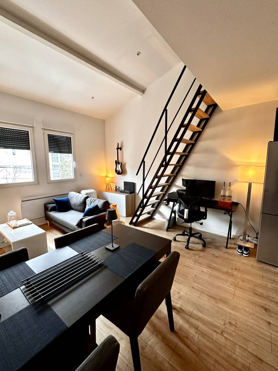 Appartement 2 pièces mezzanine récent meublé et équipé à Venissieux limite Lyon 8